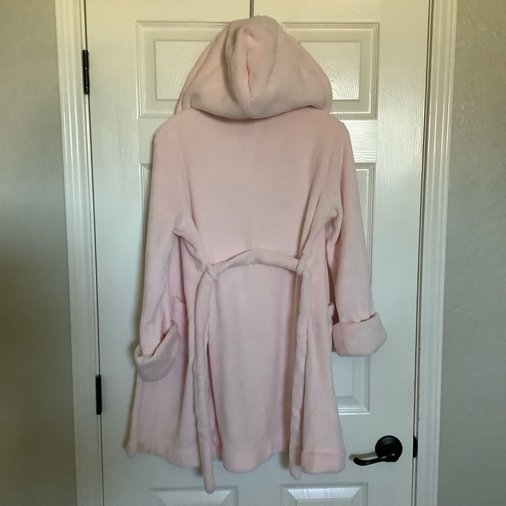 GAP Soft Pink Kid’s Robe - Picture 5 of 7